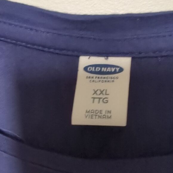 Old Navy Blue Graphic Relaxed Short Sleeve Tee - Picture 3 of 5